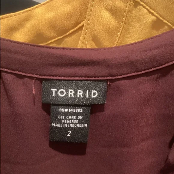 Set of 5 tops - Picture 3 of 7